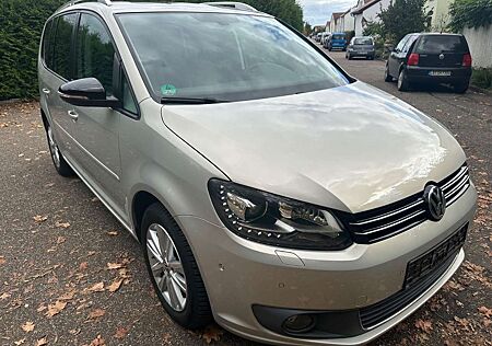 VW Touran Volkswagen Style BMT 1,6 TDI XENON PANO KLIMA ALU