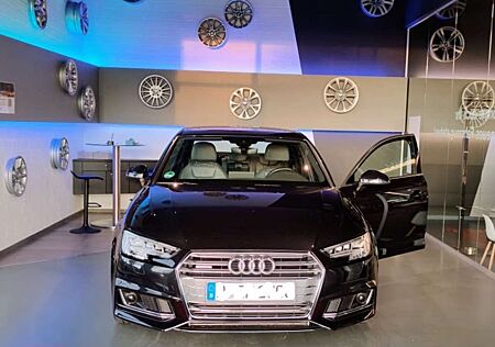 Audi A4 3.0 TDI quattro tiptronic sport