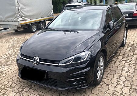 VW Golf Volkswagen 1.5 TSI Highline / TÜV und Bremsen neu!!!