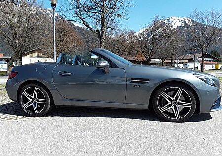 Mercedes-Benz CLC 200 SLC 200 SLC 200 9G-TRONIC Final Edition