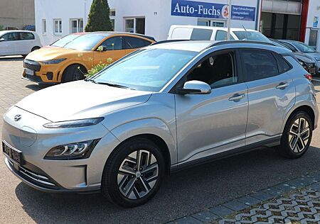 Hyundai Kona Trend 150kW 64kWh Wärmepumpe LED