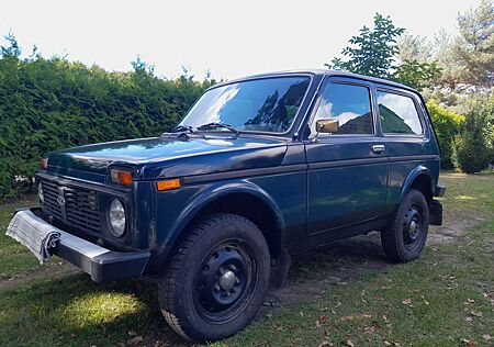 Lada Niva gebraucht kaufen Lada Niva 1.7i Only 4x4