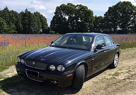 Jaguar Sovereign XJ6 2.7 Twin Turbo Diesel (LWB)