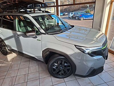 Subaru Forester 2.0ie EDIT. EXCLUSIVE CROSS Line