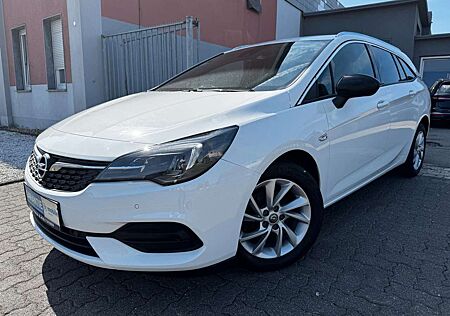 Opel Astra 1.5 ST Elegance LED.Leder.Kamer.AHK.1-Hand