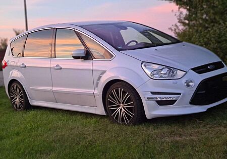 Ford S-Max Titanium S 7 Sitzer 2.0