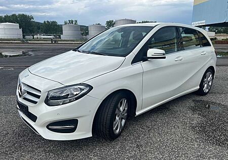 Mercedes-Benz B 180 CDI Leder ,TÜV und Service neu