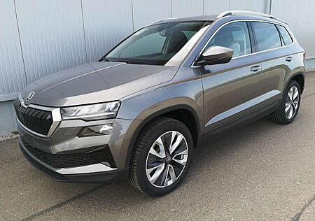 Skoda Karoq Selection 2.0 TDI DSG 4x4 GV5 AHK 18 La...