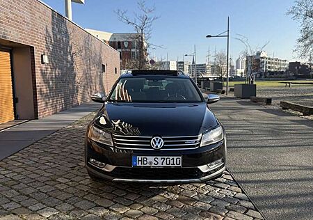 VW Passat Alltrack Volkswagen 2.0 TDI 4Motion BlueMotion Tec