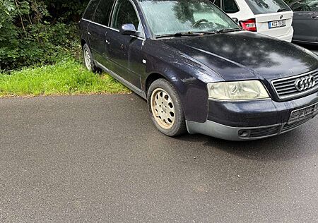 Audi A6 Avant 2.5 TDI