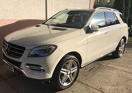 Mercedes-Benz ML 350 CDI BlueTec (166.024)
