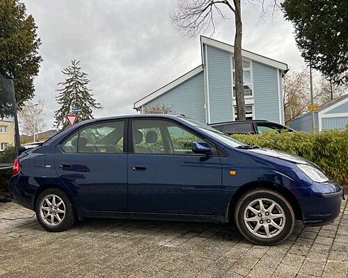 Toyota Prius 1.5 Hybrid Klima Automatik TÜV 10/24