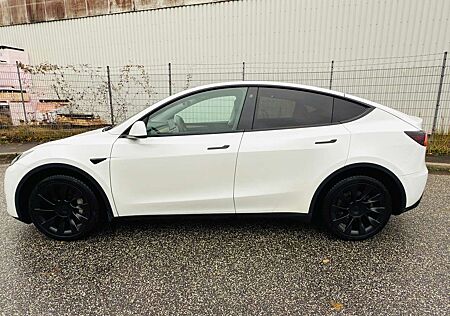 Tesla Model Y Long Range Dual Motor AWD