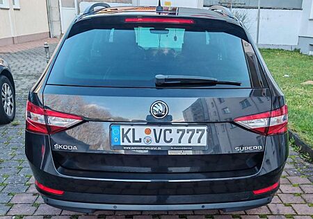 Skoda Superb III Combi Diesel Combi 2.0 TDI DSG Style
