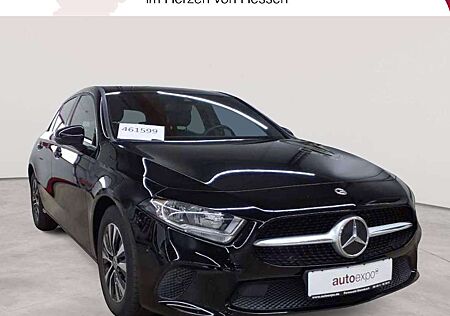 Mercedes-Benz A 180 d Style NAVI Klimaaut. PDC