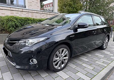 Toyota Auris Hybrid Touring Sports*Navi*AHK*Garantie15J*IPA*LED