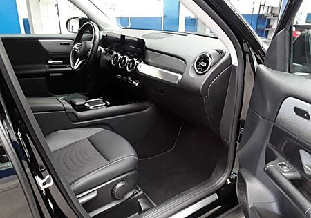 Mercedes-Benz GLB 200 d Style AHK Navi R.Cam PDC LEDDAB BLIS