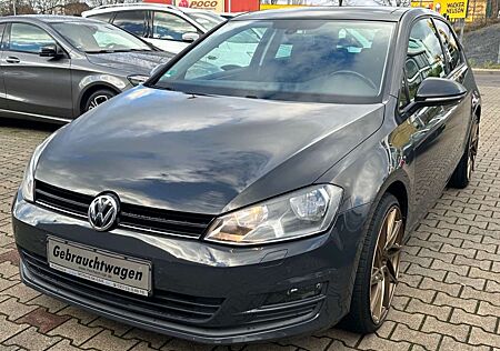 VW Golf Volkswagen VII Lim. Trendline BMT