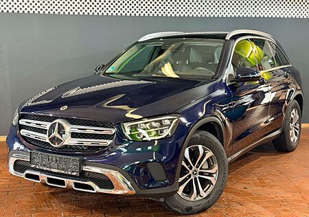 Mercedes-Benz GLC 300 d 4Matic Panorama Standheizung 1.Hand