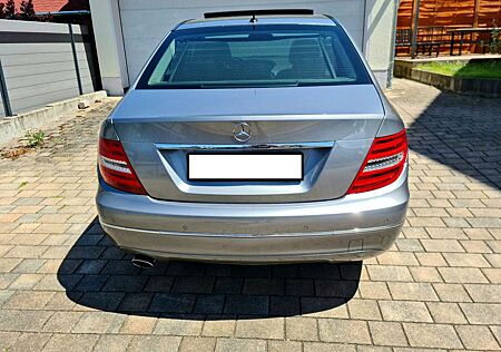 Mercedes-Benz C 200 (BlueEFFICIENCY) 7G-TRONIC Avantgarde
