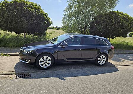 Opel Insignia Sports Tourer Diesel 2.0 CDTI Sports Tour