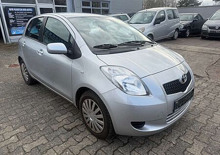 Toyota Yaris Klima / Navi / Automatik /