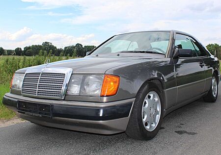 Mercedes-Benz E 300 W124 300ce