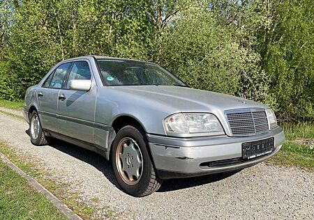 Mercedes-Benz C 220 b Automatik Lim. Tüv=Neu! 2.Hand 144T-Km VB