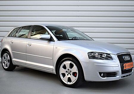 Audi A3 Sportback 1.6 Ambition+Xenon+PDC+Automatik