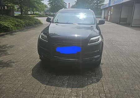 Audi Q7 3.0 TDI DPF quattro tiptronic