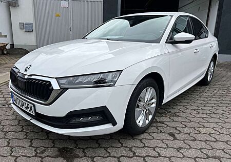 Skoda Octavia Lim. Ambition 2.0 TDI*1.HD*40xVerfügbar*