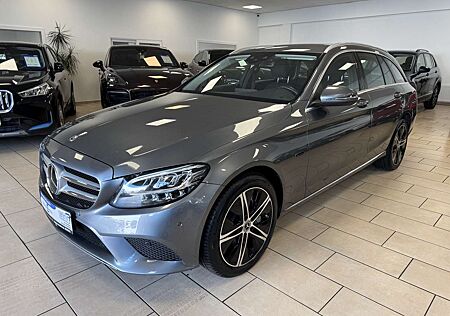 Mercedes-Benz C 300 T de*Avantgarde*LED*R-Cam*AHK*ACC*Navi*SHZ*