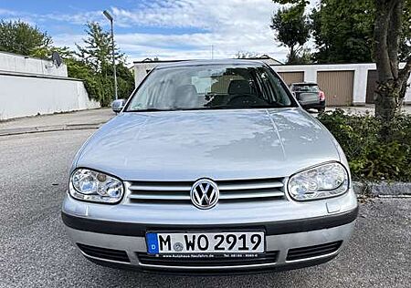 VW Golf Volkswagen