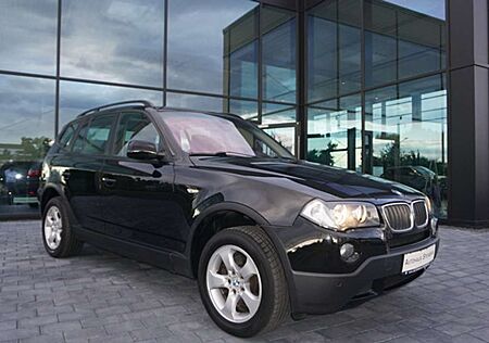 BMW X3 2.0i PANORAMADACH+SHZ+TEMPOMAT+PDC