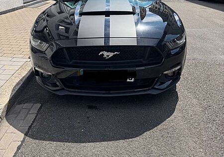 Ford Mustang GT V8 5.0