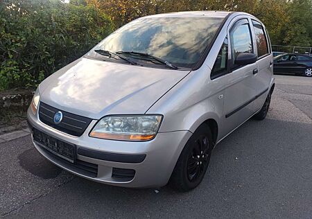 Fiat Idea 1.4 16V Active