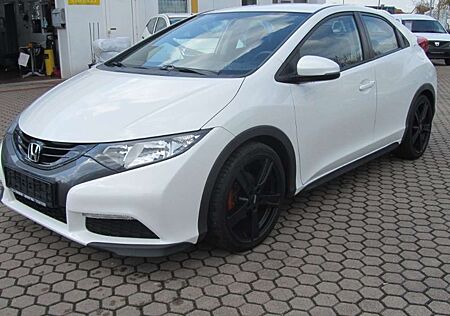 Honda Civic 1.8 i-VTEC Sport