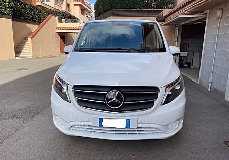 Mercedes-Benz Vito mixto compact