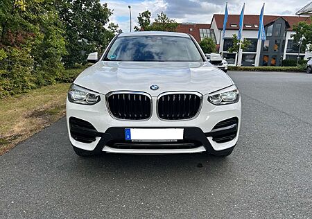 BMW X3 xDrive20d Advantage incl. -Garantie