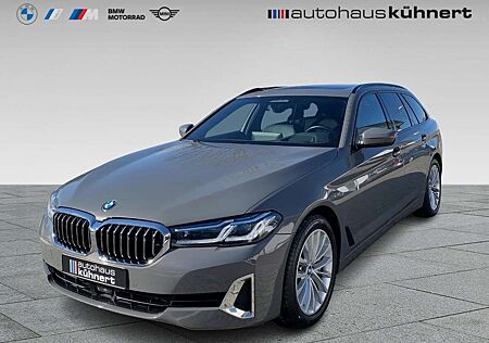 BMW 540 d xDrive Touring LuxuryLine ACC PanoSD Laser SpurA