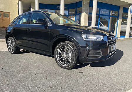 Audi Q3 2.0 TFSI quattro S tronic Panorama