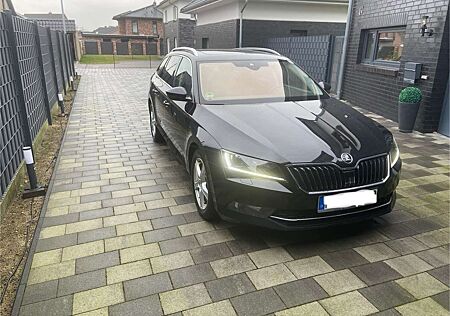 Skoda Superb Style