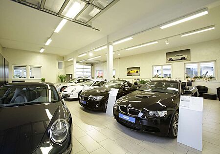 Mercedes-Benz C 180 C180 Coupe*Automatik*AMG-Line*Navi*LED*PDC*Artico*