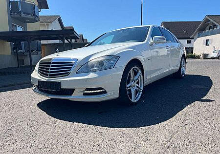 Mercedes-Benz S 250 CDI L DPF BlueEFFICIENCY 7G-TRONIC 4XSitzhei