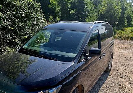 Ford Tourneo Connect 1.5 EcoBoost Aut. TITANIUM