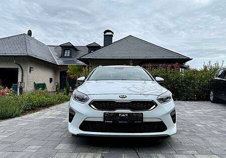 Kia XCeed Ceed SW / cee'd SW Navi Kamera 8-fach 1.Hand