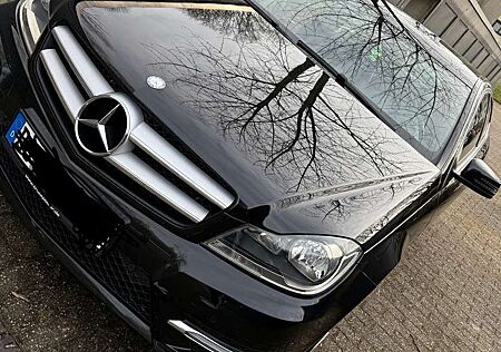 Mercedes-Benz C 180 Coupe 7G-TRONIC Edition