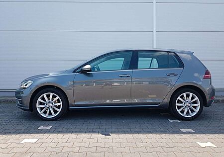 VW Golf Volkswagen 7 Highline (Digital Cockpit/Kamera/Auto.)
