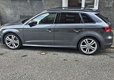 Audi A3 2.0 TDI Sportback S line quattro S tronic Sthz.