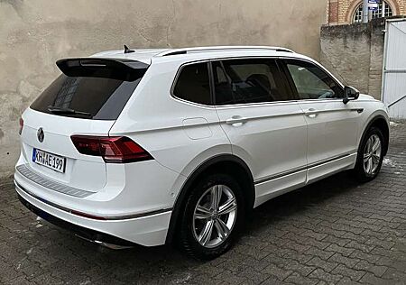 VW Tiguan Allspace Volkswagen 2.0 TDI SCR 4Motion DSG Highline